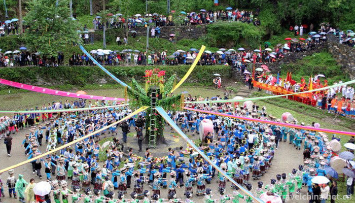 Miao-Flower-Jumping-Festival