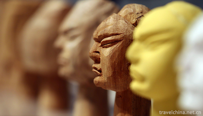 Puppet-Head-Sculpture1