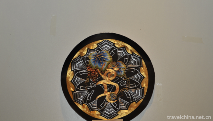 Ningbo-Gold-and-Silver-Embroidery1
