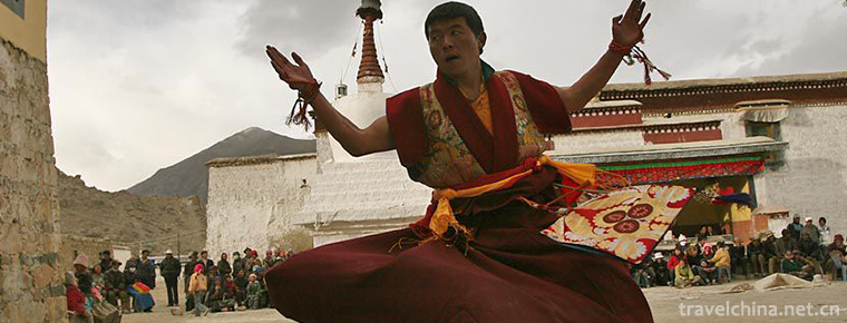 Qiang Mu Zashrunbu Temple Shigatse