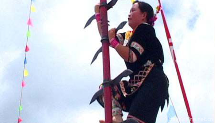 The-Lisu-Knife-and-Rod-Festival1