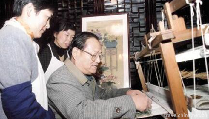 Silk-weaving-skills-in-Suzhou1