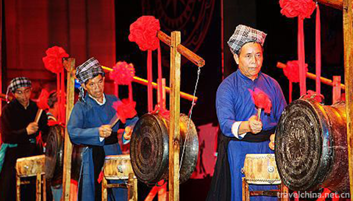 Twelve-tunes-of-bronze-drum1