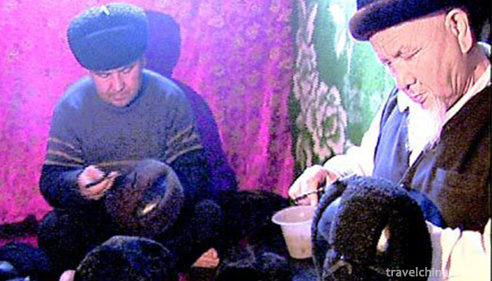 Uygur-Karakul-fetus1
