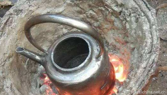 Smelting-and-Casting-Techniques-of-Pig-Iron-in-Yangcheng1