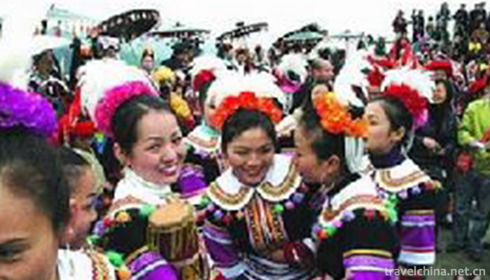 Yao-Peoples-Playing-Hall1