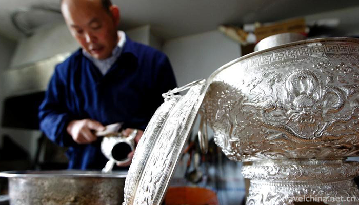 Silver-and-Copper-Ware-Making-and-Gold-smelting-Techniques1