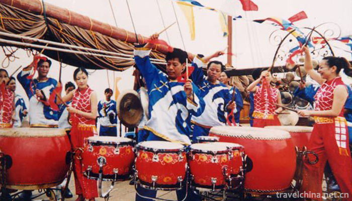 Zhoushan-gongs-and-drums1