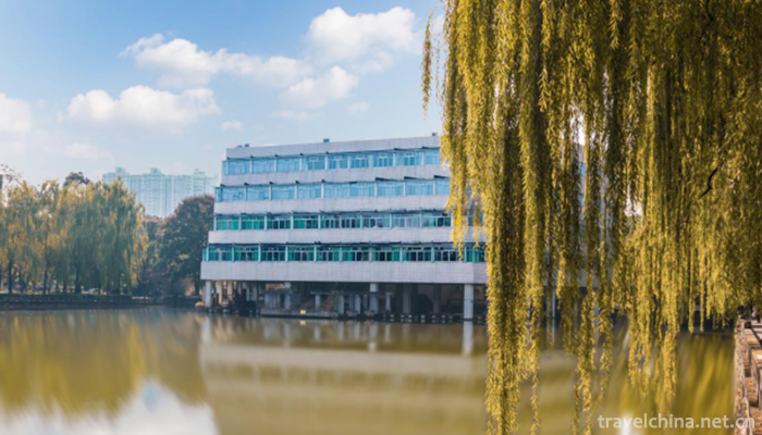 Chengdu-University-of-Technology10