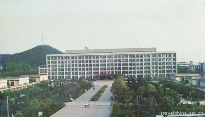 Anhui-University-Of-Technology1