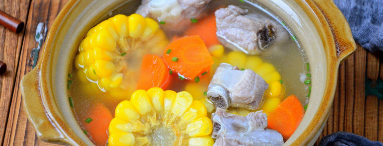 Corn and sparerib soup