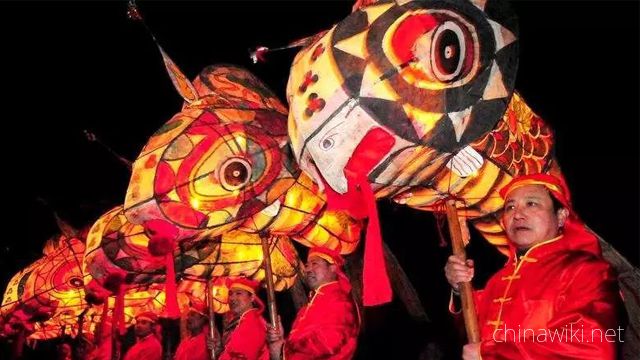 Lantern Dance