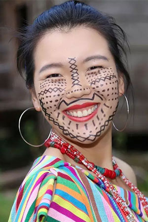 Dulong Nationality