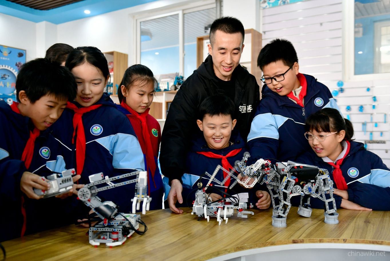 China accelerates the standardization of the AI industry